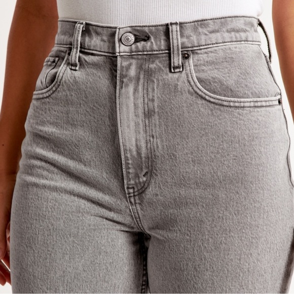 Abercrombie & Fitch curve love ultra high rise 90’a straight jean - Picture 5 of 12